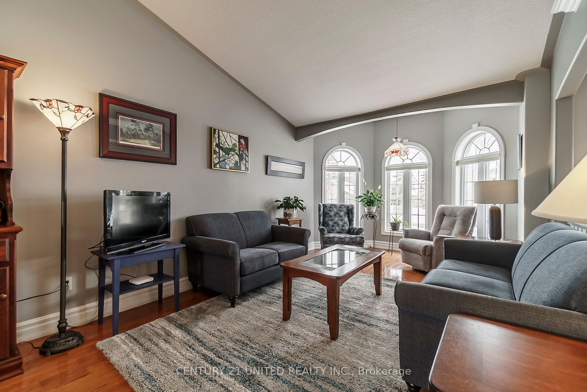 Photo 6 of 205 O'Dette Road, Peterborough, Monaghan Ward 2 — HOMEH