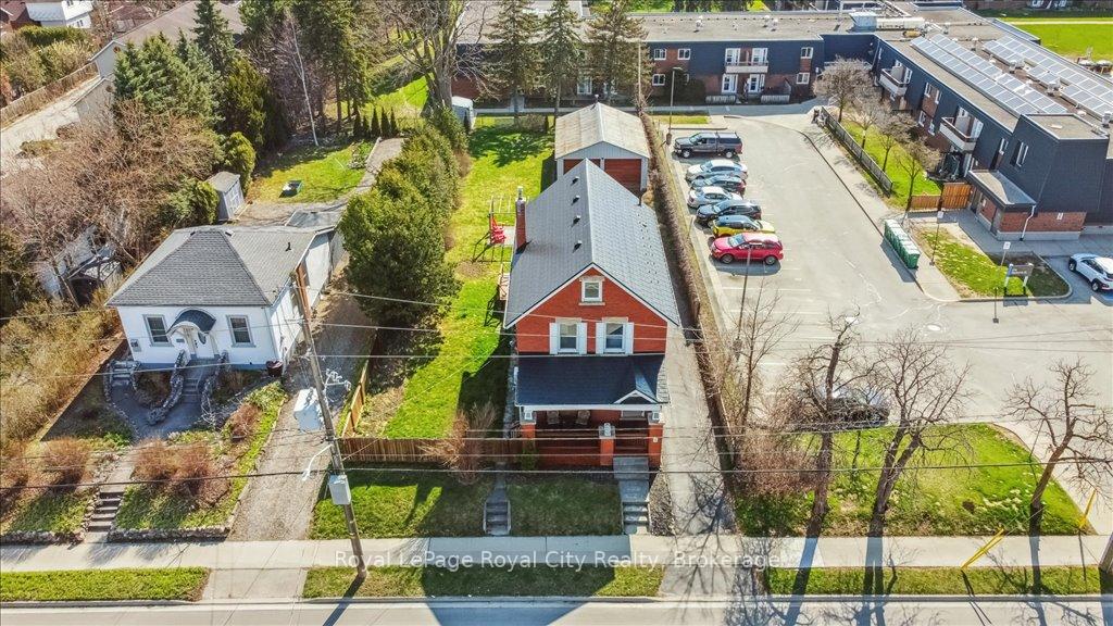 Photo 2 of 572 Woolwich Street, Guelph, Exhibition Park — HOMEH