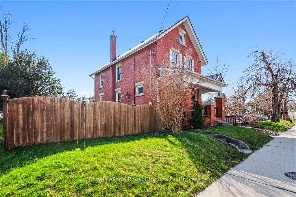 Photo 5 of 572 Woolwich Street, Guelph, Exhibition Park — HOMEH