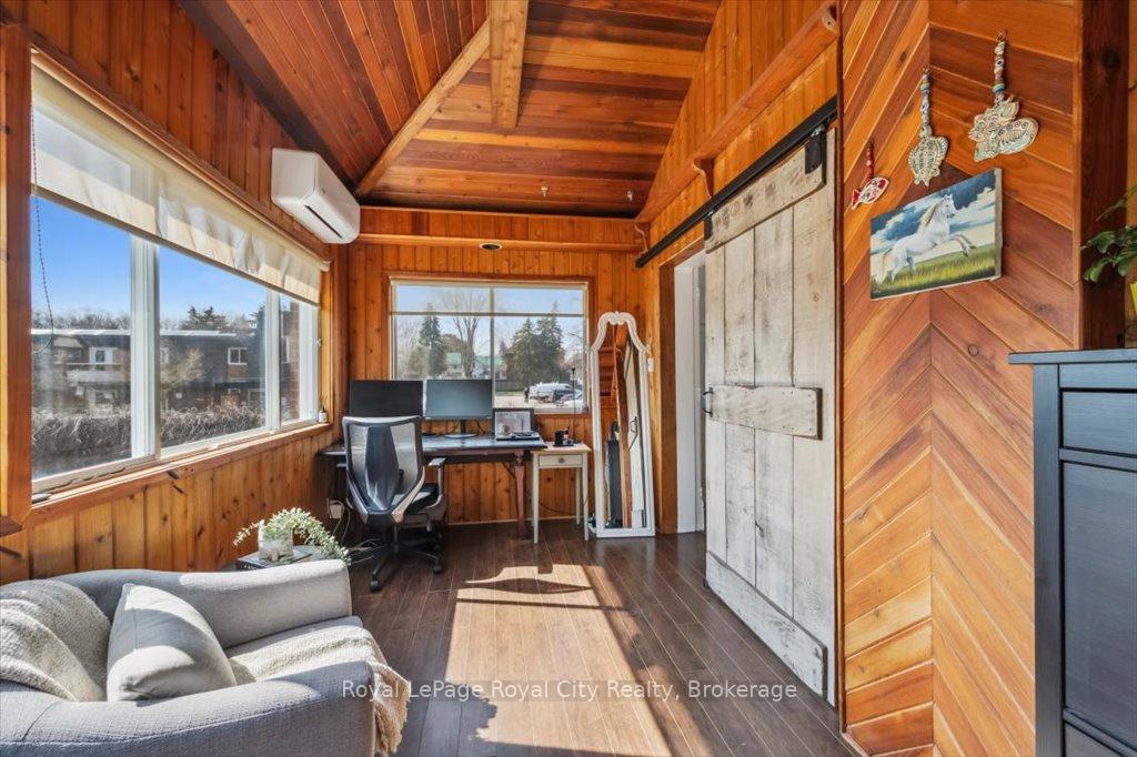 Photo 23 of 572 Woolwich Street, Guelph, Exhibition Park — HOMEH