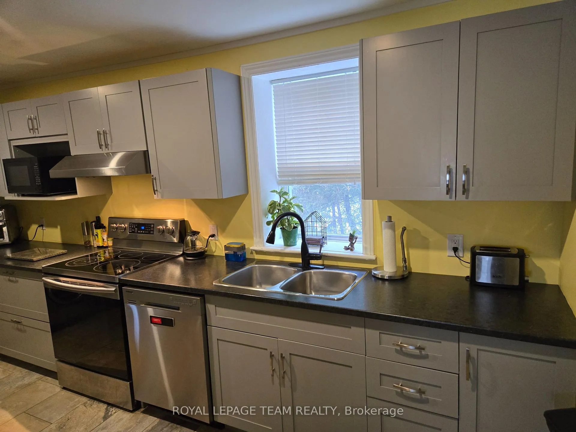 Photo 7 of 189 Napoleon Street S, Carleton Place — HOMEH