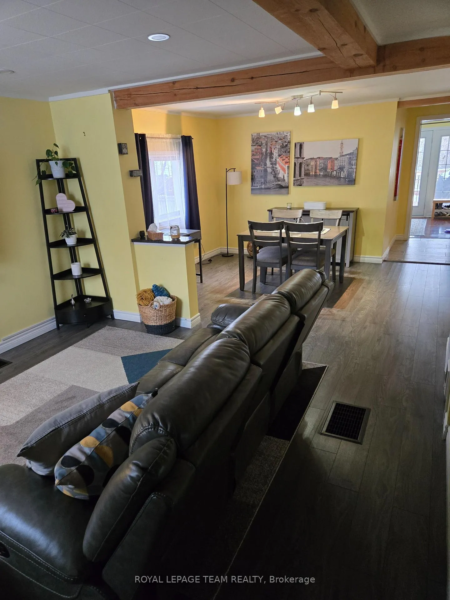 Photo 11 of 189 Napoleon Street S, Carleton Place — HOMEH