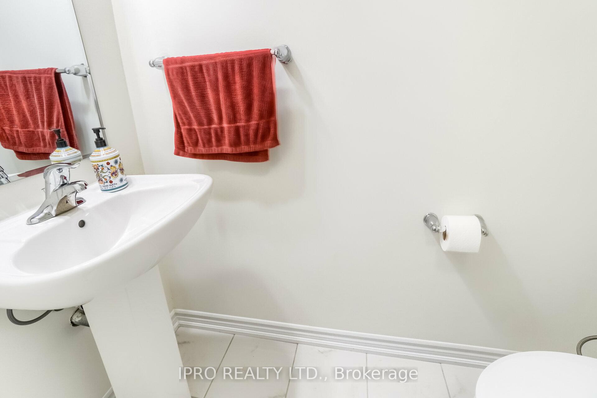 Photo 19 of Unit 3, 1285 Sycamore Gardens, Milton, Cobban — HOMEH