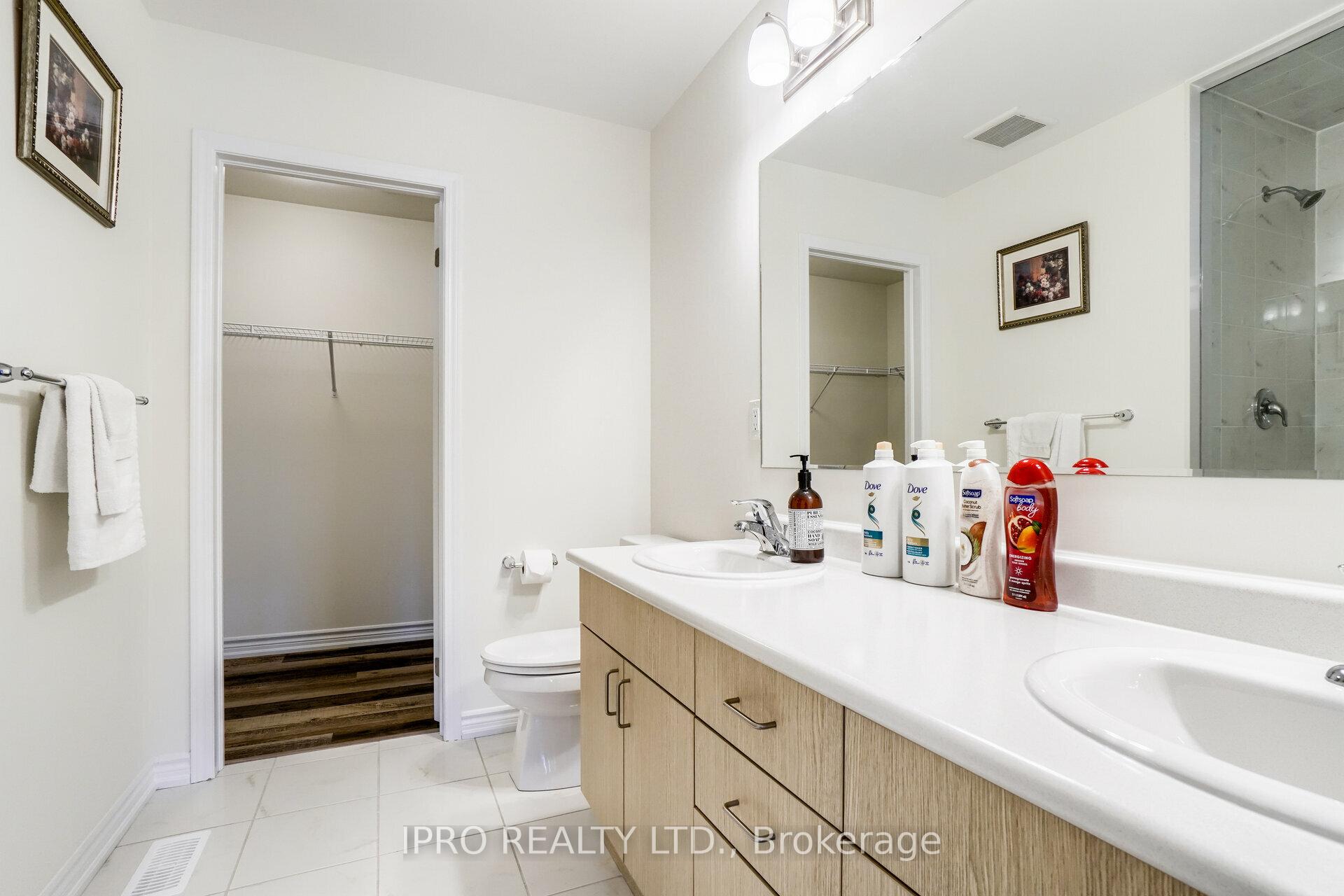 Photo 24 of Unit 3, 1285 Sycamore Gardens, Milton, Cobban — HOMEH