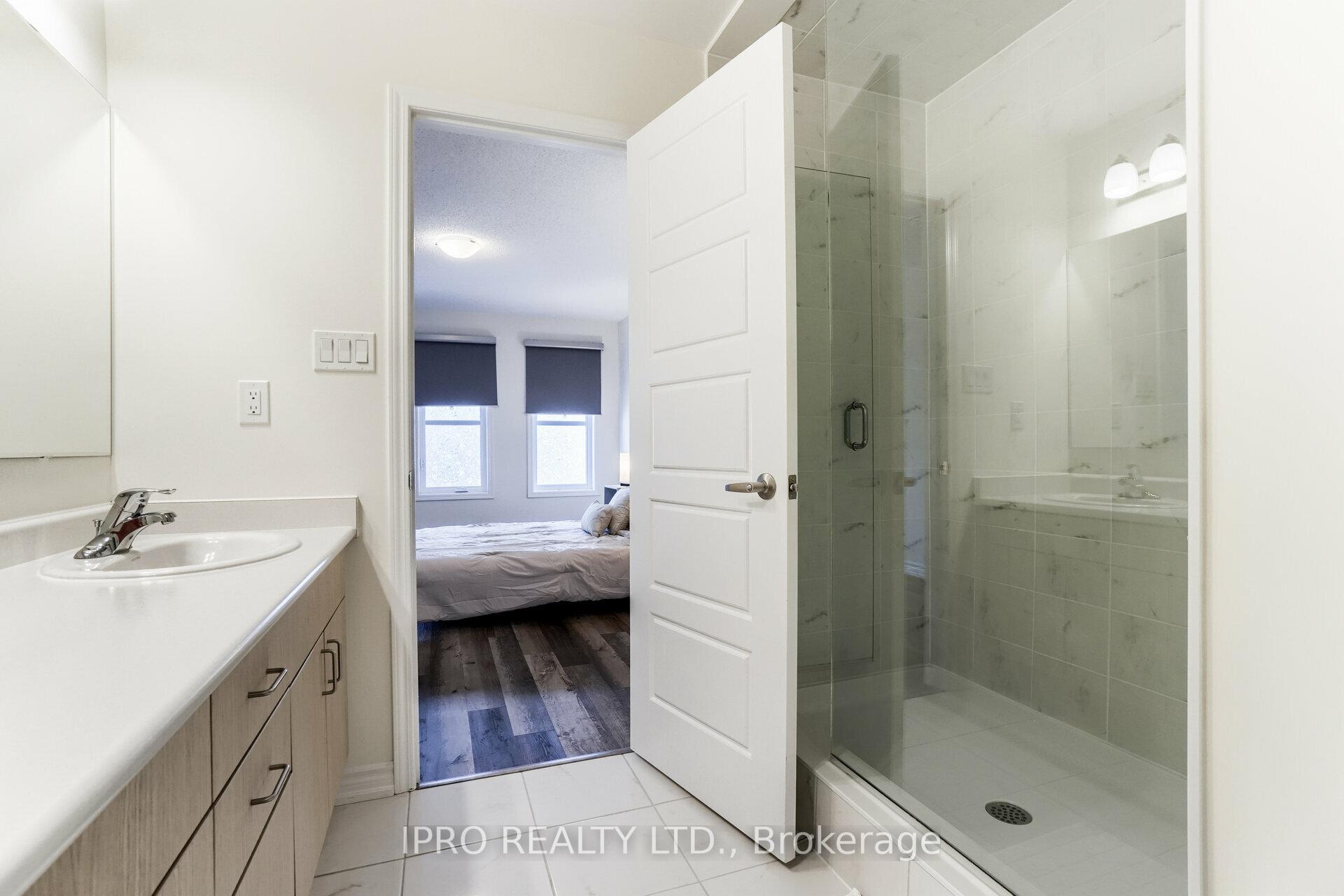 Photo 25 of Unit 3, 1285 Sycamore Gardens, Milton, Cobban — HOMEH