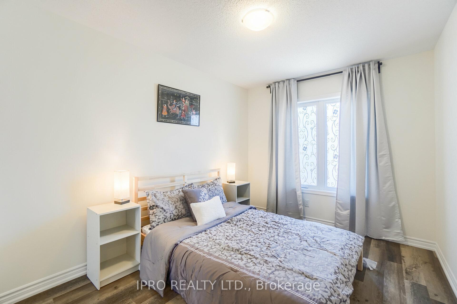 Photo 28 of Unit 3, 1285 Sycamore Gardens, Milton, Cobban — HOMEH