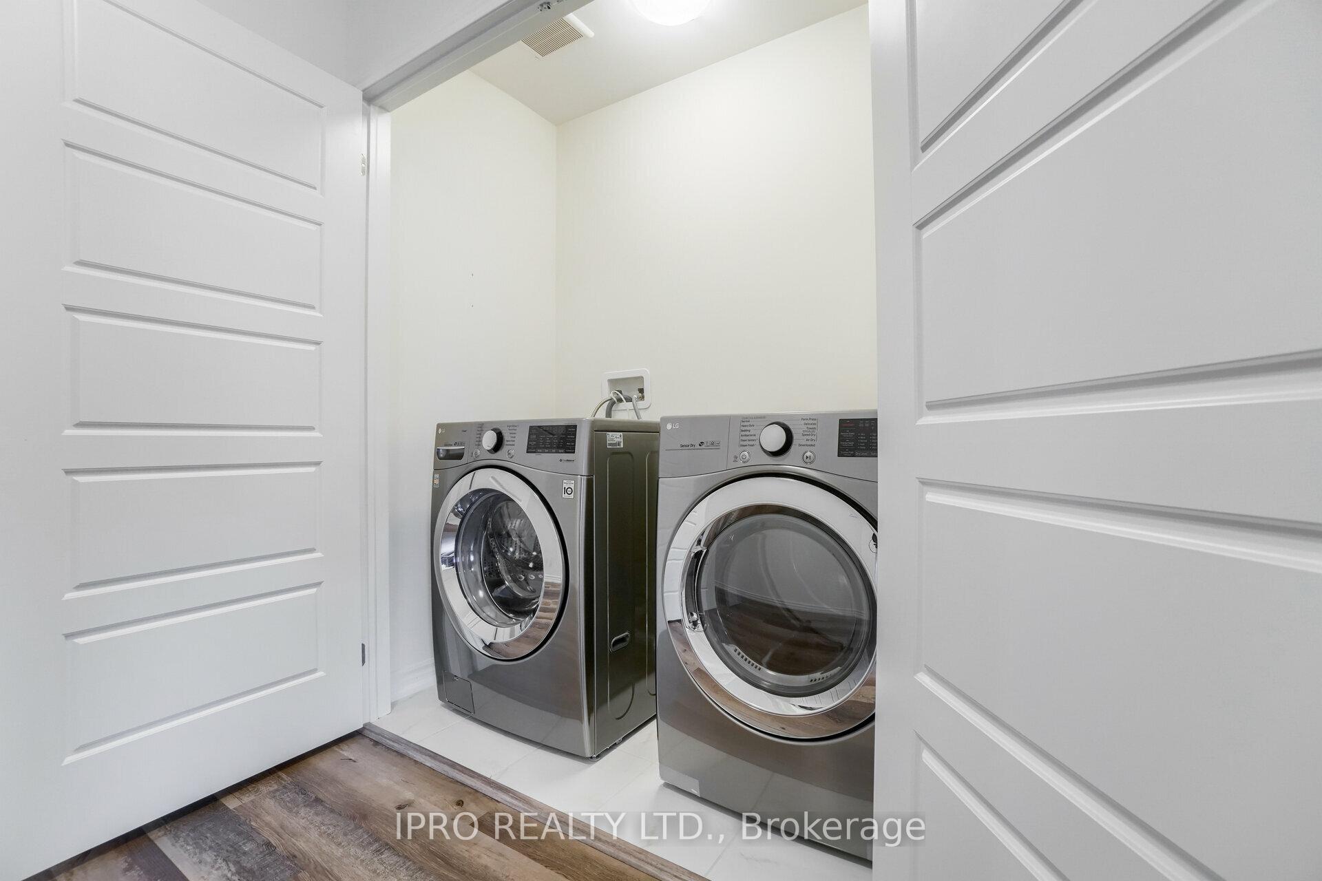 Photo 30 of Unit 3, 1285 Sycamore Gardens, Milton, Cobban — HOMEH