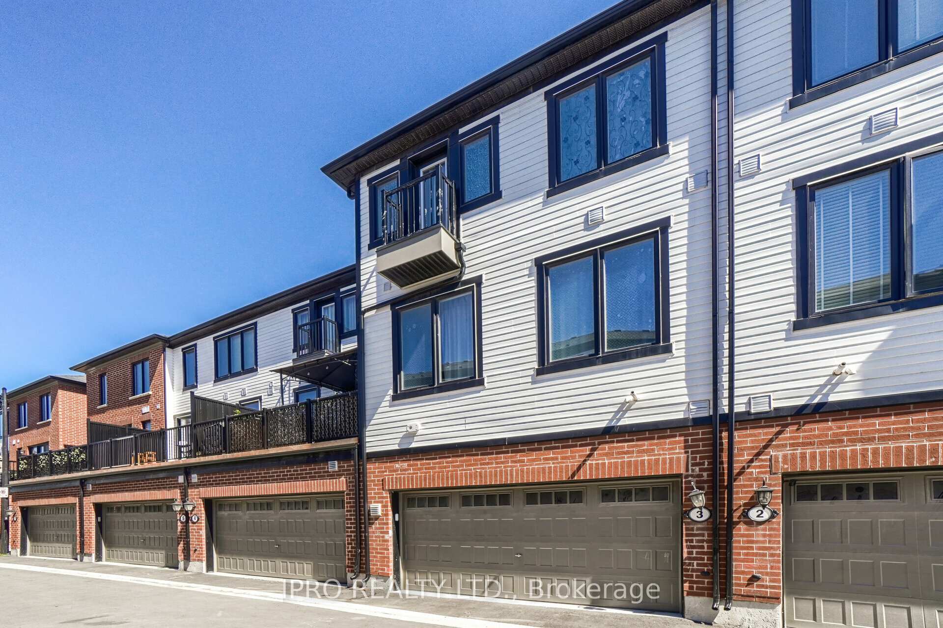 Photo 37 of Unit 3, 1285 Sycamore Gardens, Milton, Cobban — HOMEH