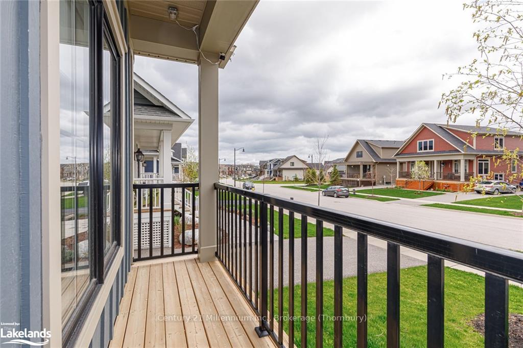 Photo 3 of 104 Red Pine Street, Blue Mountains — HOMEH