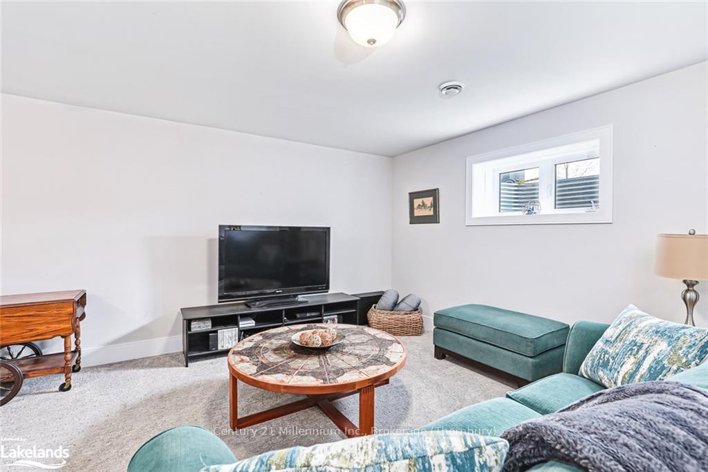 Photo 40 of 104 Red Pine Street, Blue Mountains — HOMEH