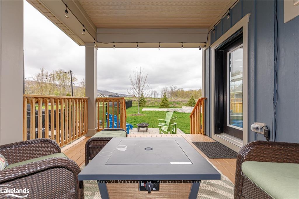 Photo 45 of 104 Red Pine Street, Blue Mountains — HOMEH