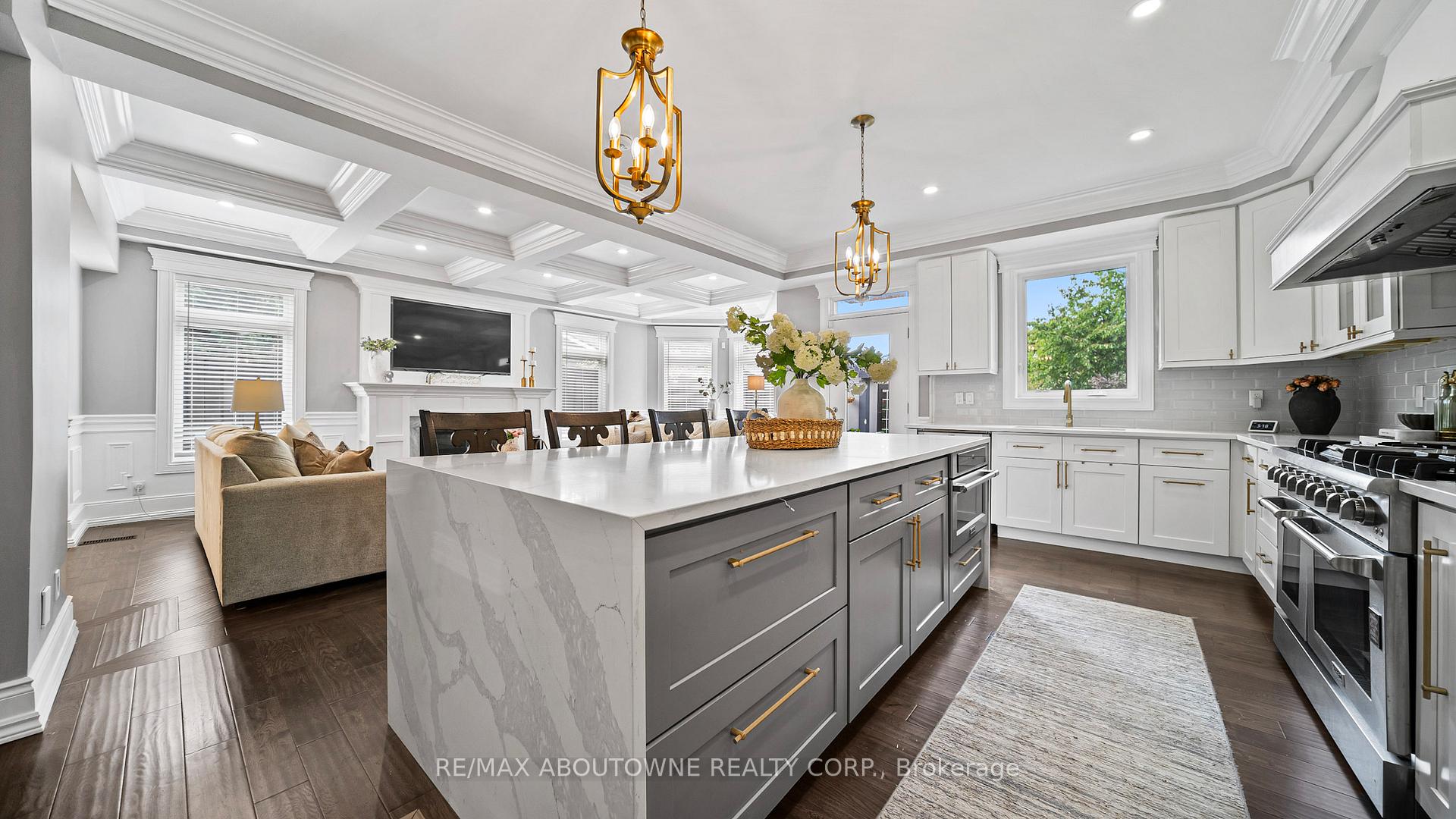 Photo 9 of 11 John Murray Street, Hamilton, Stoney Creek Mountain — HOMEH