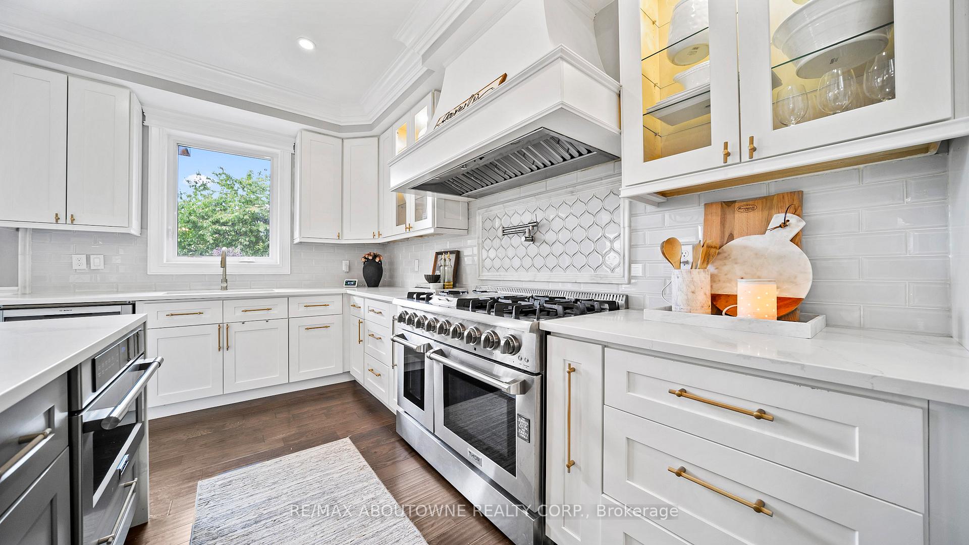 Photo 13 of 11 John Murray Street, Hamilton, Stoney Creek Mountain — HOMEH