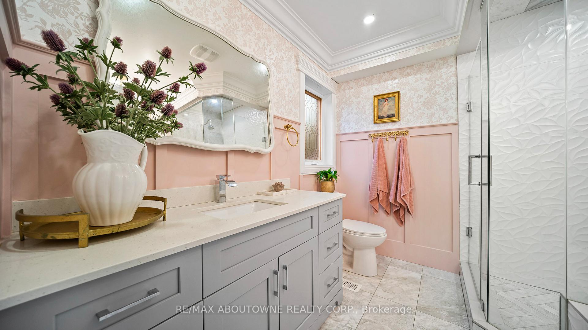 Photo 26 of 11 John Murray Street, Hamilton, Stoney Creek Mountain — HOMEH