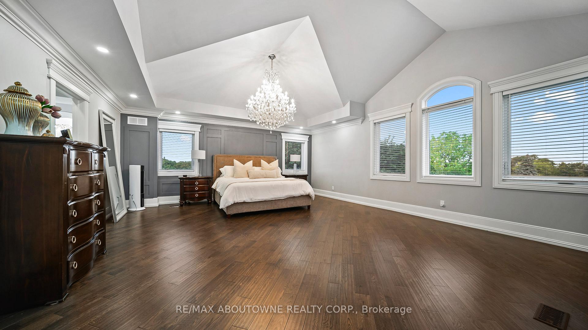 Photo 30 of 11 John Murray Street, Hamilton, Stoney Creek Mountain — HOMEH
