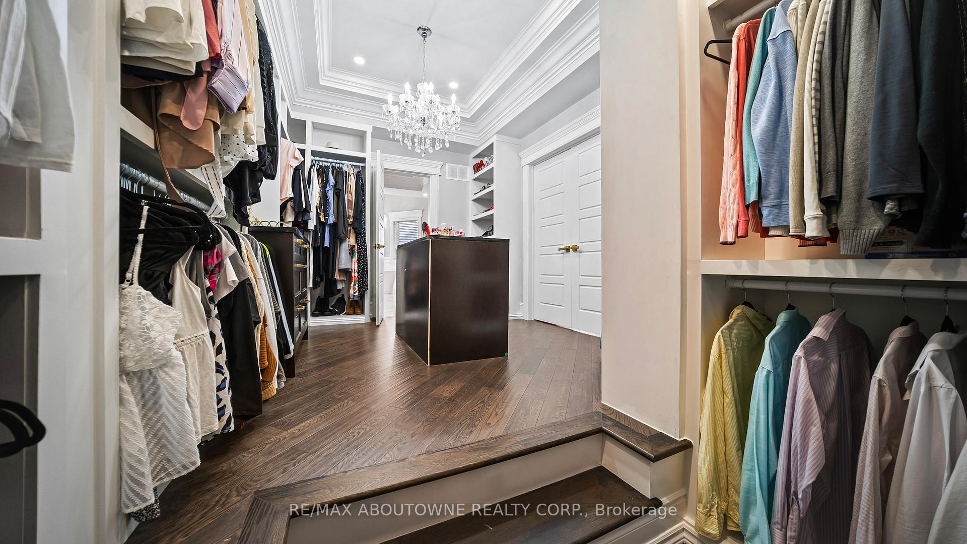 Photo 35 of 11 John Murray Street, Hamilton, Stoney Creek Mountain — HOMEH