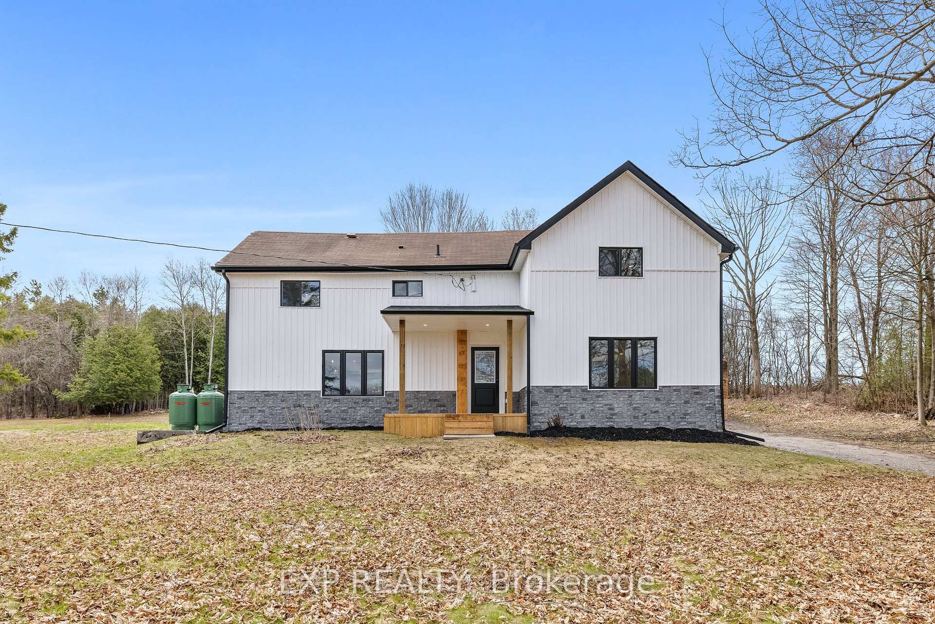 Front of 10485 County 2 Road