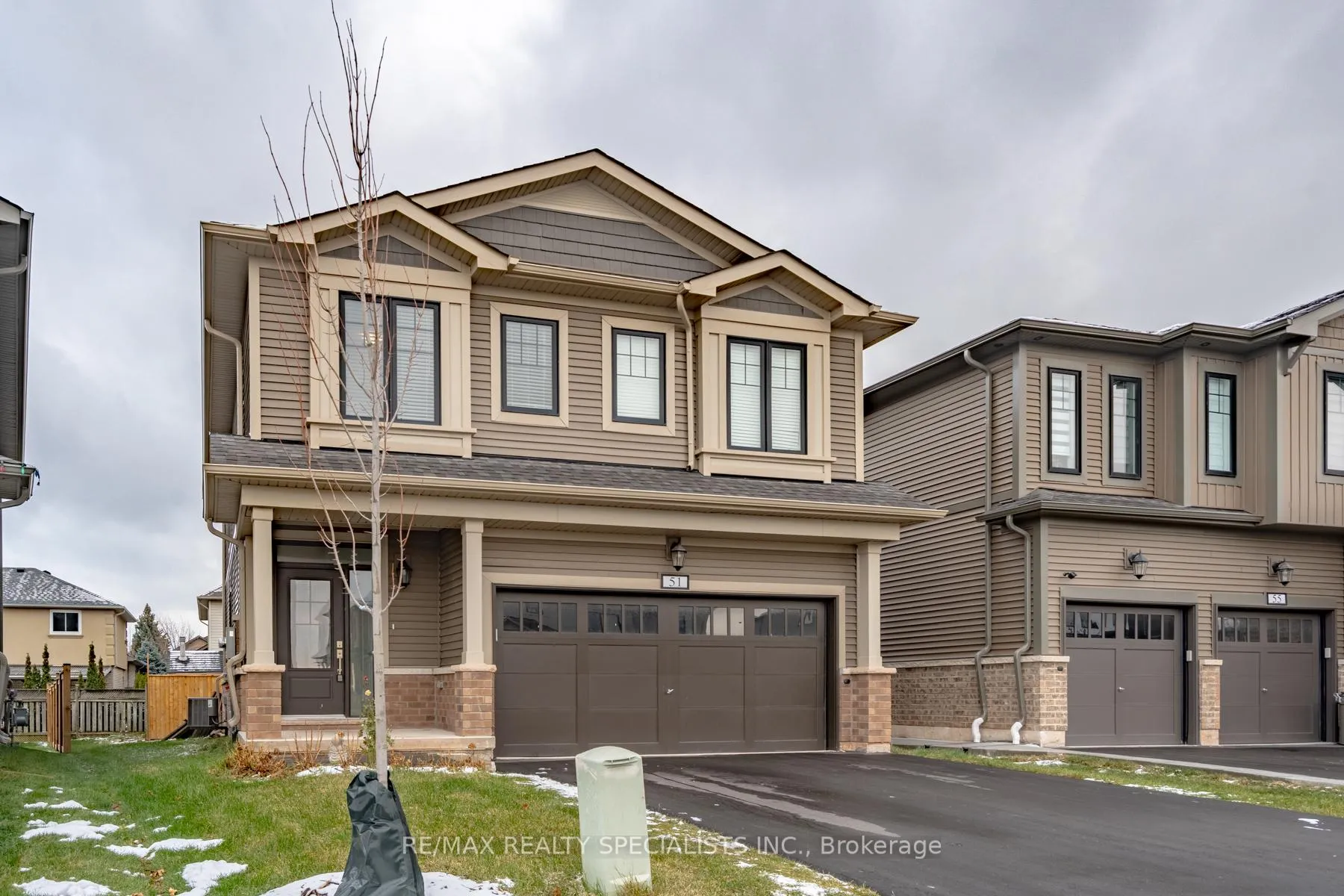 Photo 2 of 51 Starfire Crescent, Hamilton, Fruitland — HOMEH