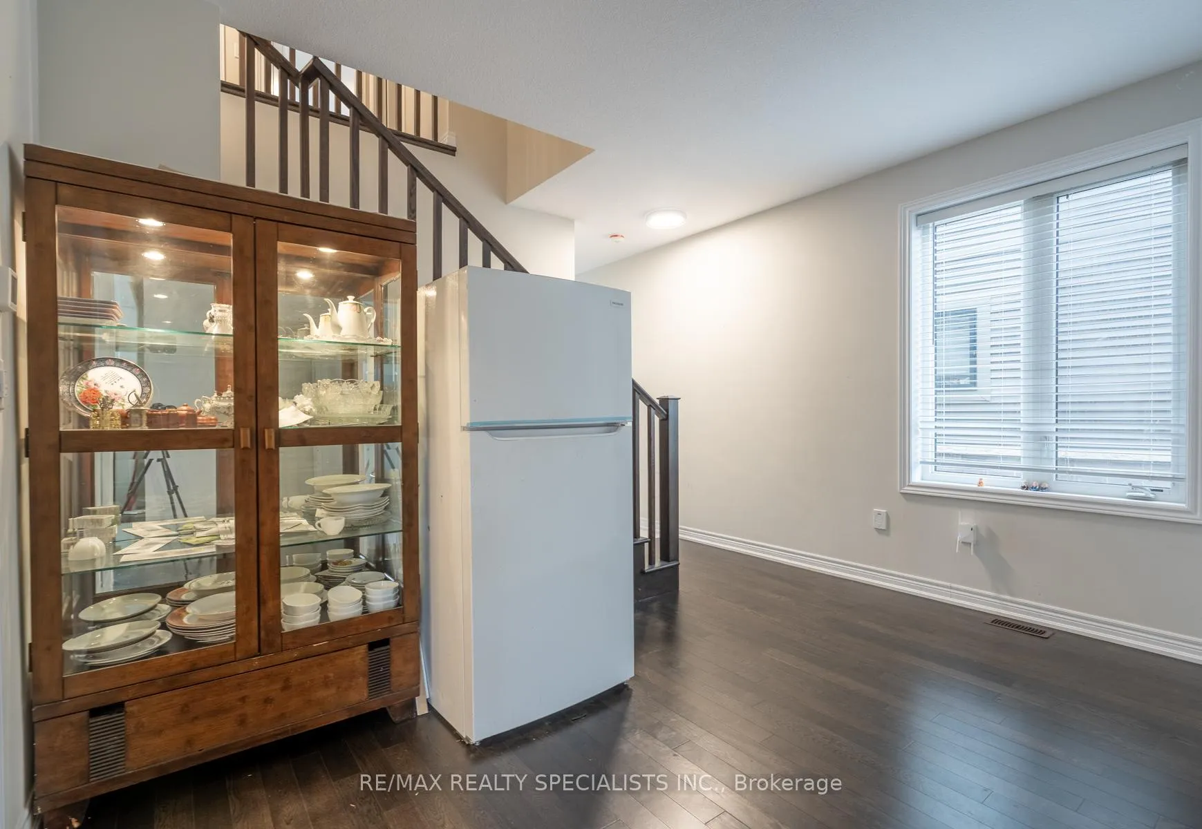 Photo 6 of 51 Starfire Crescent, Hamilton, Fruitland — HOMEH