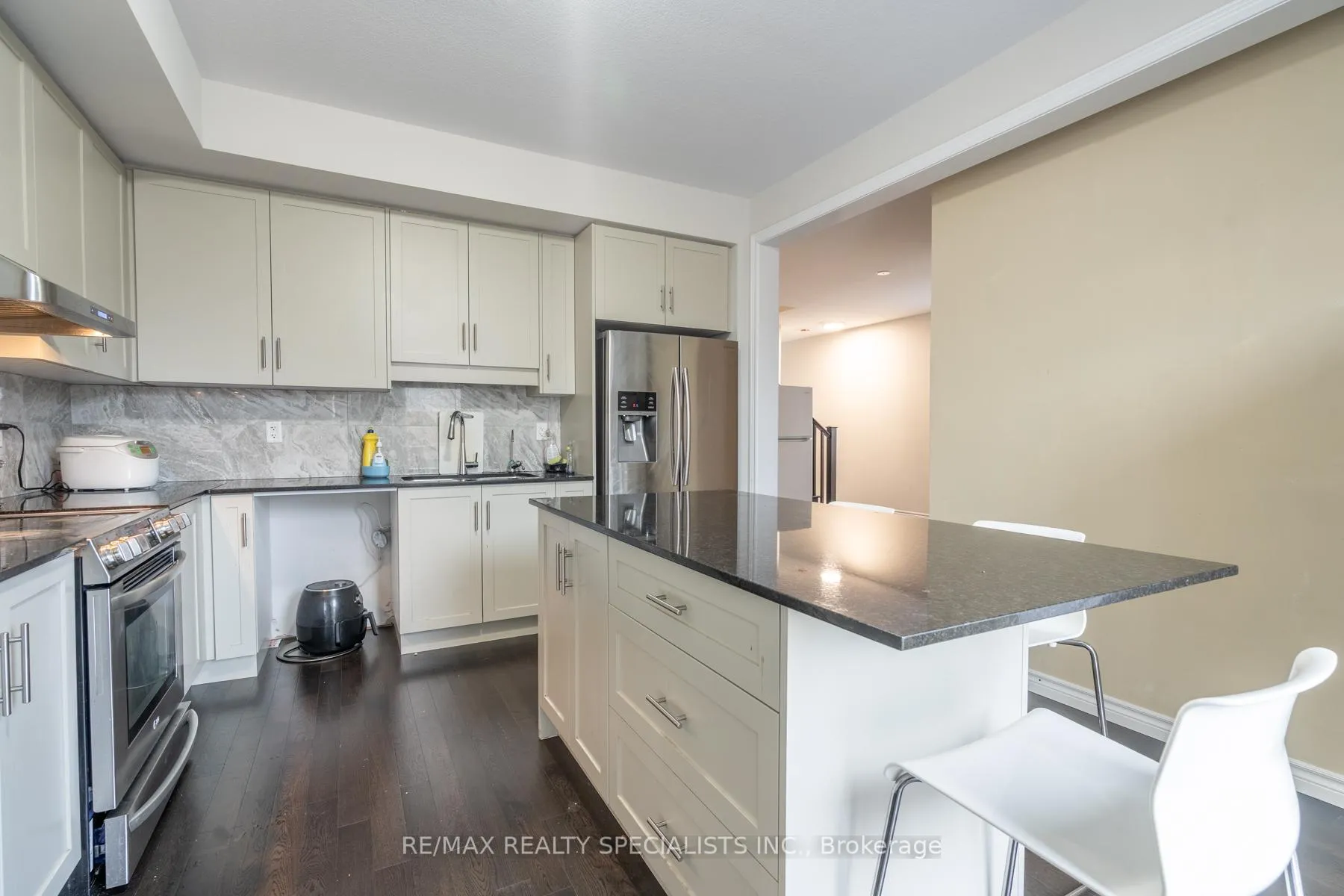 Photo 9 of 51 Starfire Crescent, Hamilton, Fruitland — HOMEH