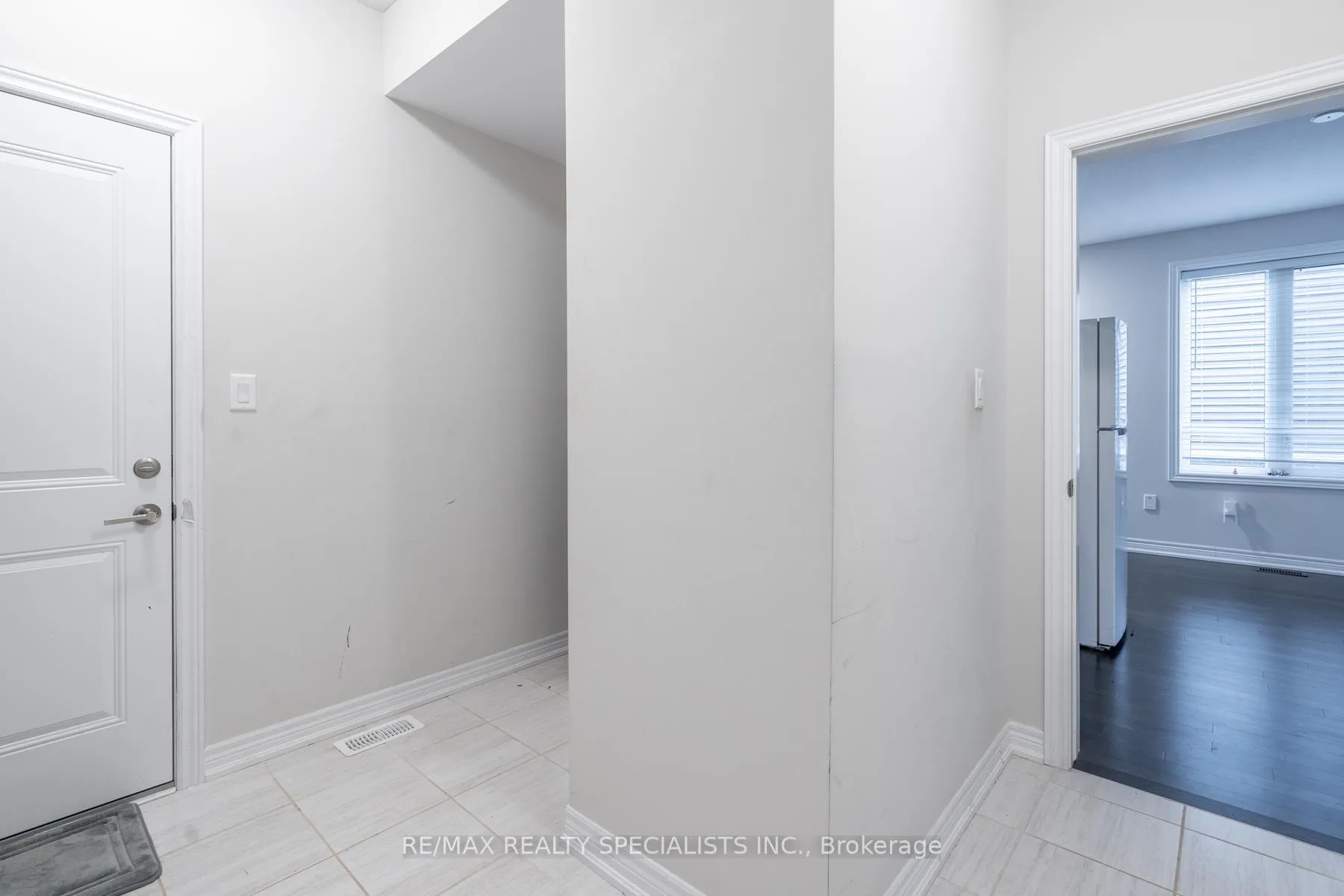 Photo 10 of 51 Starfire Crescent, Hamilton, Fruitland — HOMEH