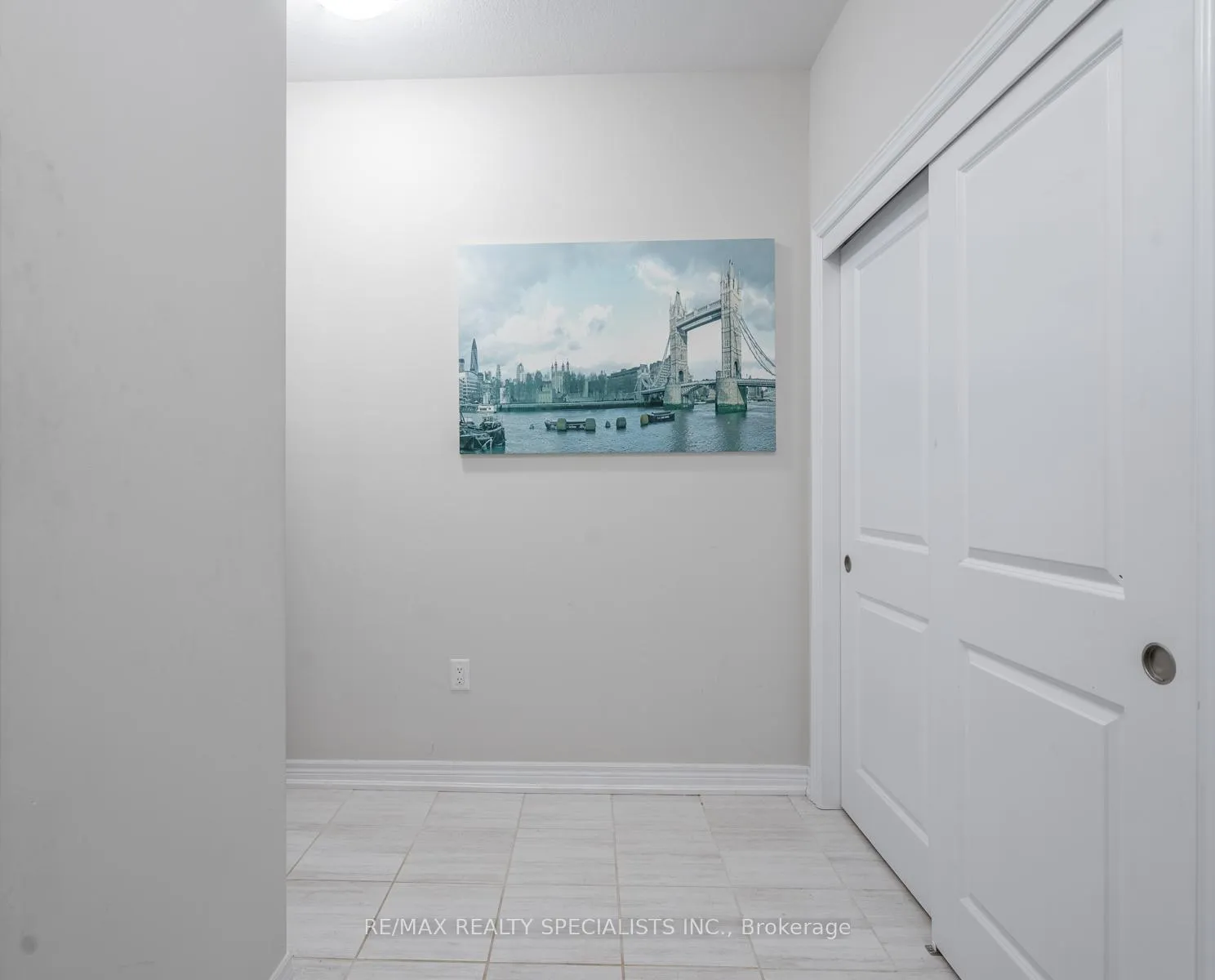 Photo 11 of 51 Starfire Crescent, Hamilton, Fruitland — HOMEH