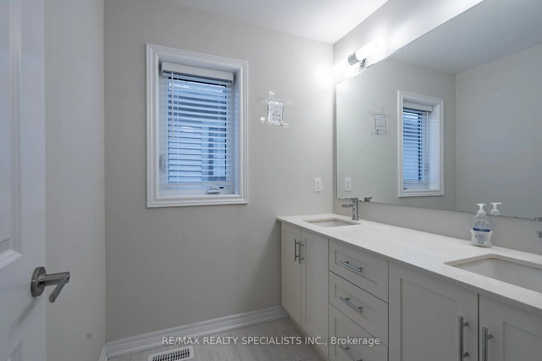 Photo 16 of 51 Starfire Crescent, Hamilton, Fruitland — HOMEH