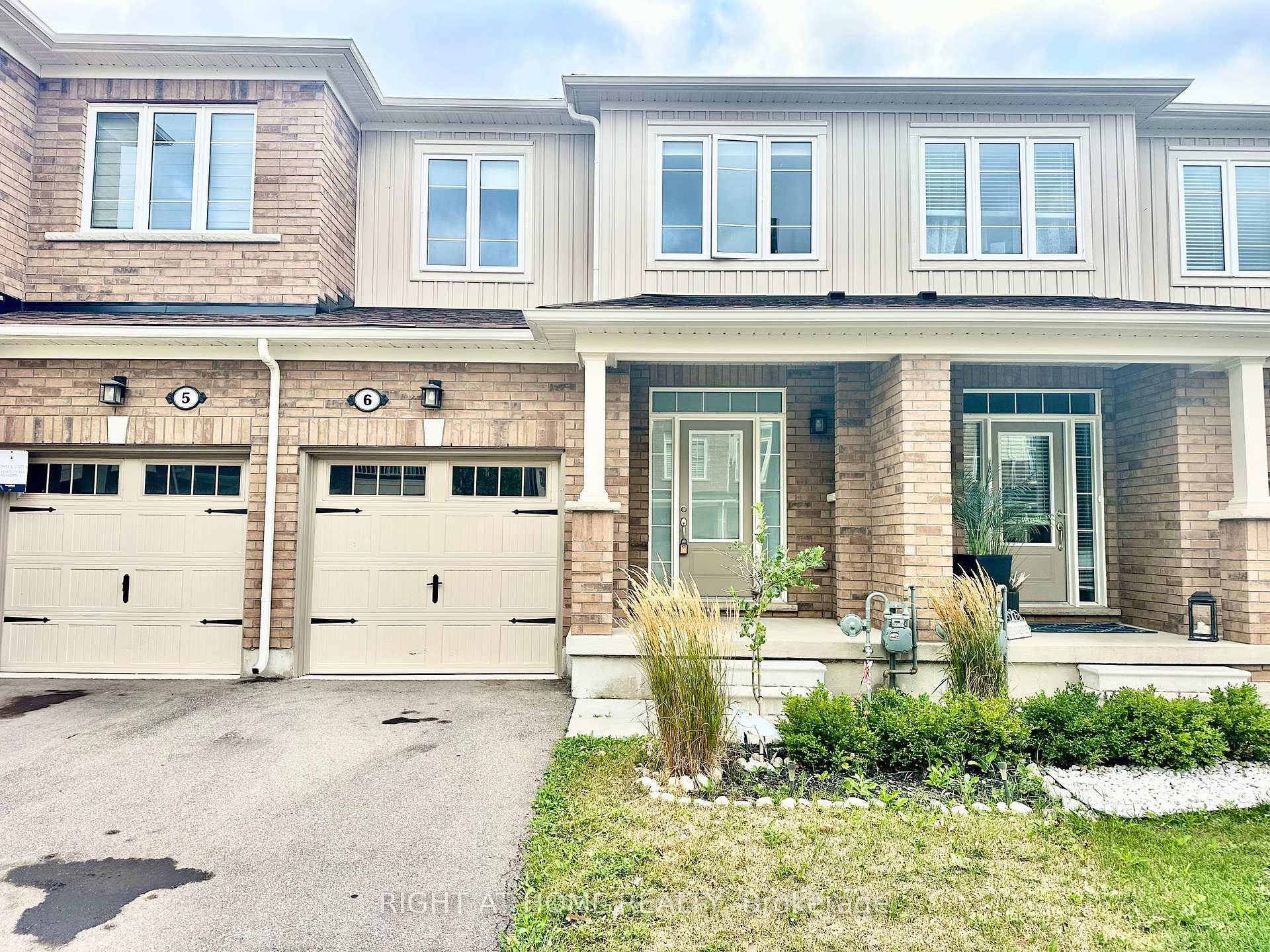 Photo 1 of Unit 6, 113 Hartley Avenue, Brant, Paris — HOMEH