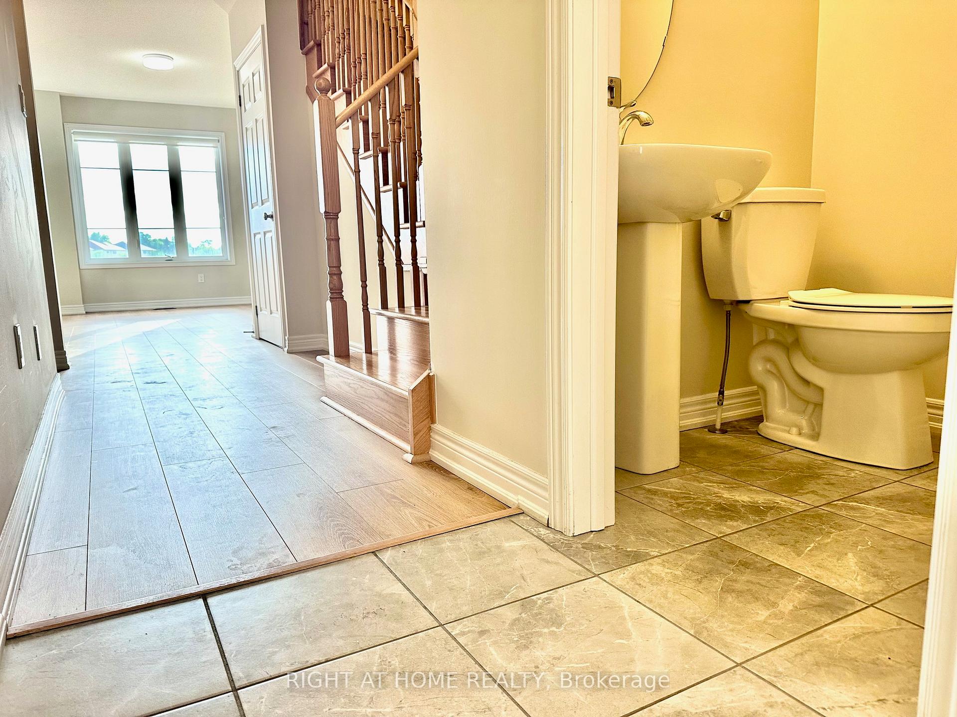 Photo 11 of Unit 6, 113 Hartley Avenue, Brant, Paris — HOMEH