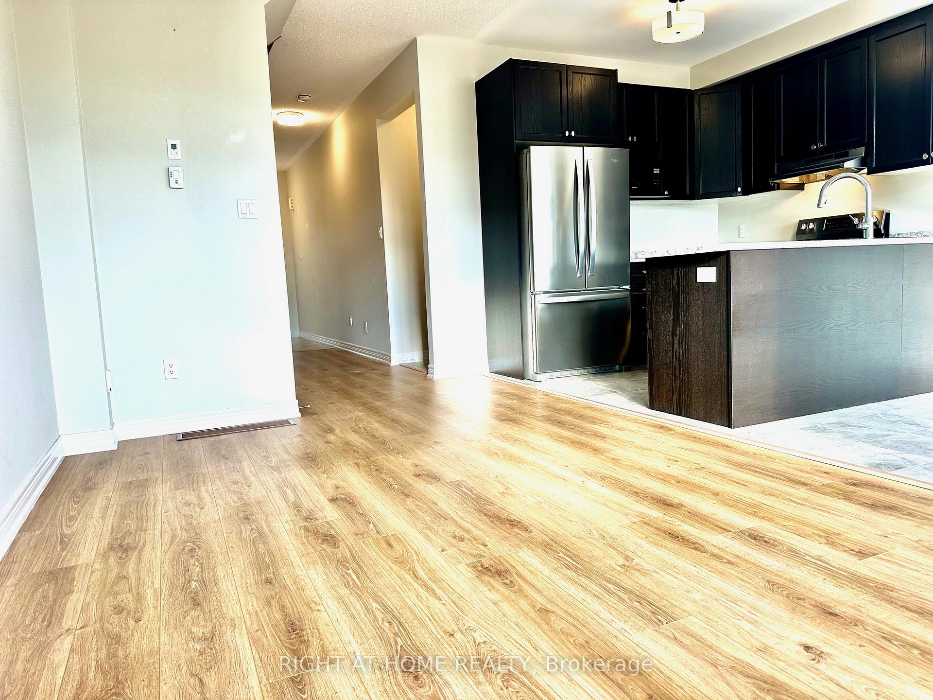 Photo 3 of Unit 6, 113 Hartley Avenue, Brant, Paris — HOMEH