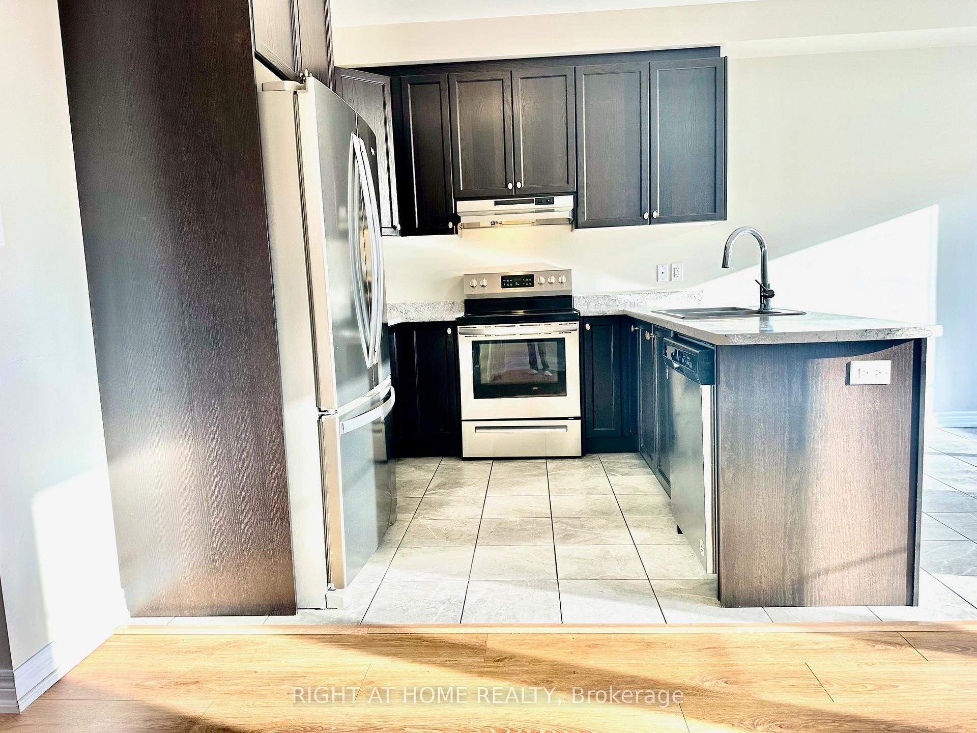 Photo 8 of Unit 6, 113 Hartley Avenue, Brant, Paris — HOMEH