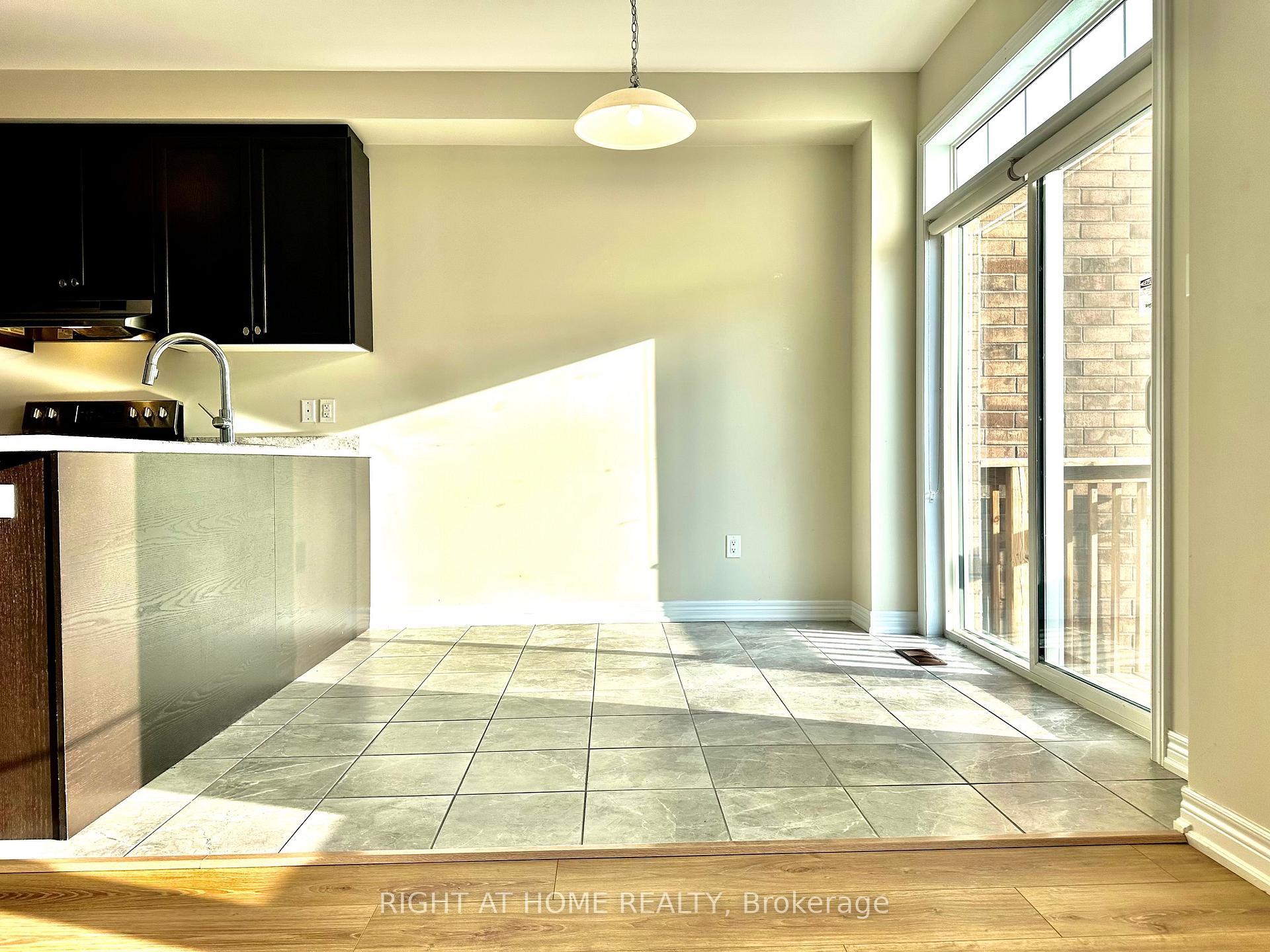 Photo 13 of Unit 6, 113 Hartley Avenue, Brant, Paris — HOMEH