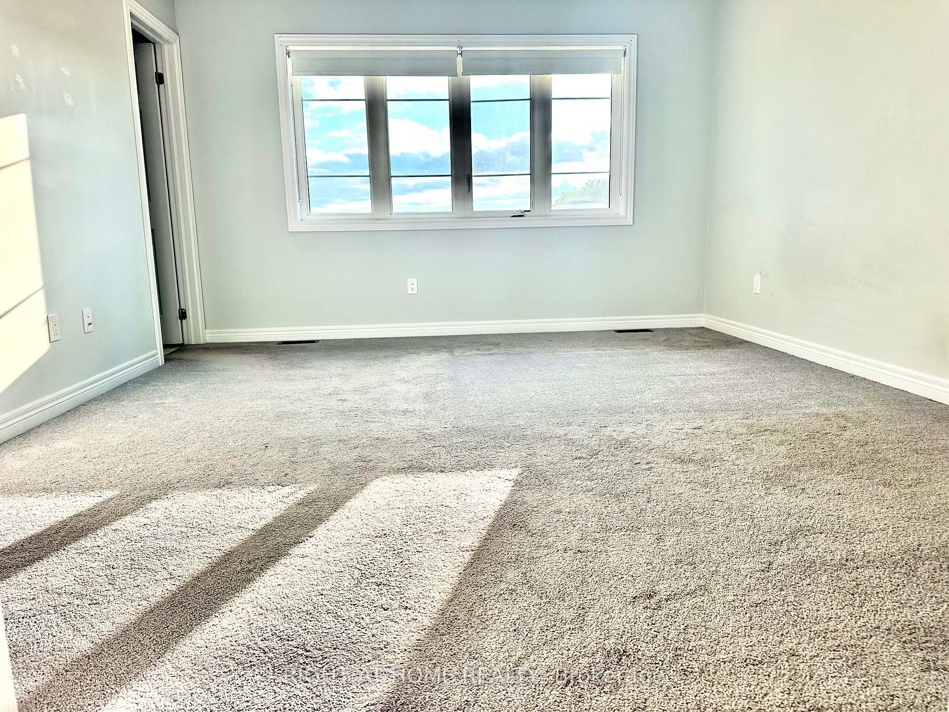 Photo 14 of Unit 6, 113 Hartley Avenue, Brant, Paris — HOMEH