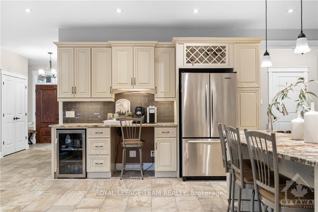 Photo 7 of 8044 Adam Baker Way, Ottawa, Osgoode Twp North of Reg Rd 6 — HOMEH