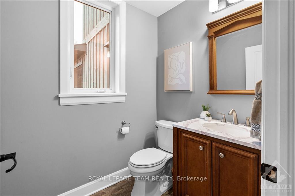 Photo 12 of 8044 Adam Baker Way, Ottawa, Osgoode Twp North of Reg Rd 6 — HOMEH