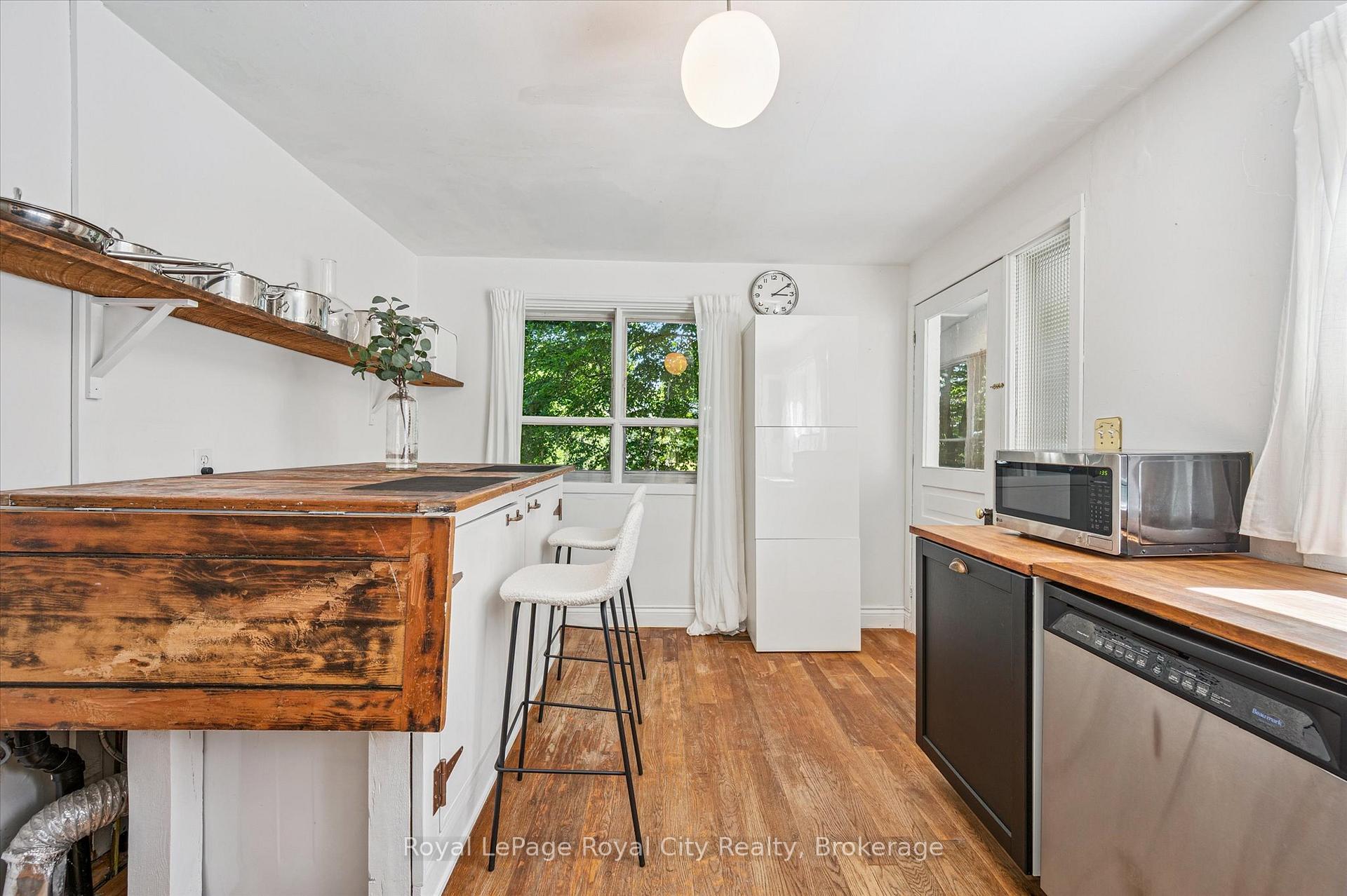 Photo 13 of 80 Cork Street W, Guelph, Downtown — HOMEH