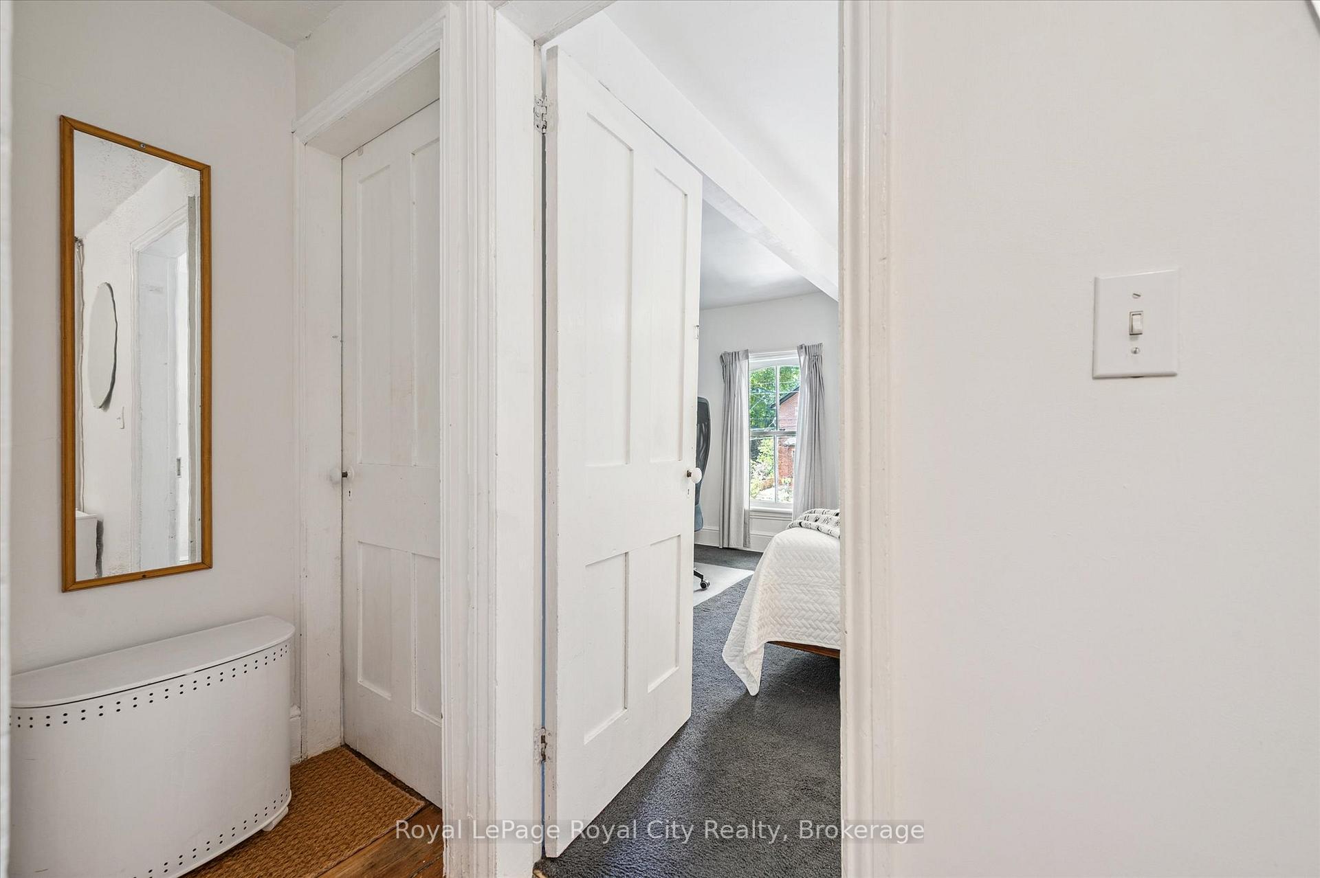 Photo 20 of 80 Cork Street W, Guelph, Downtown — HOMEH