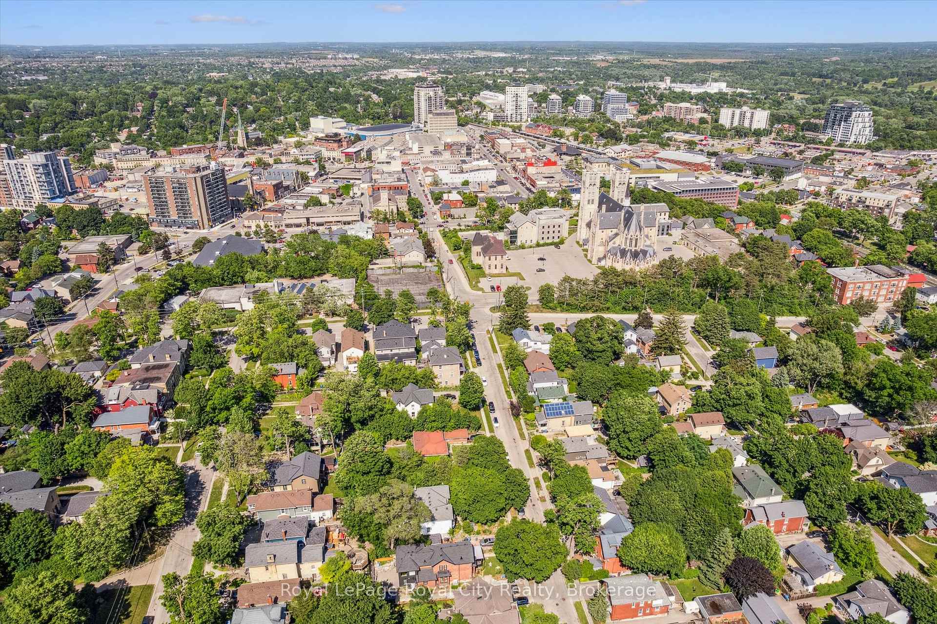 Photo 36 of 80 Cork Street W, Guelph, Downtown — HOMEH