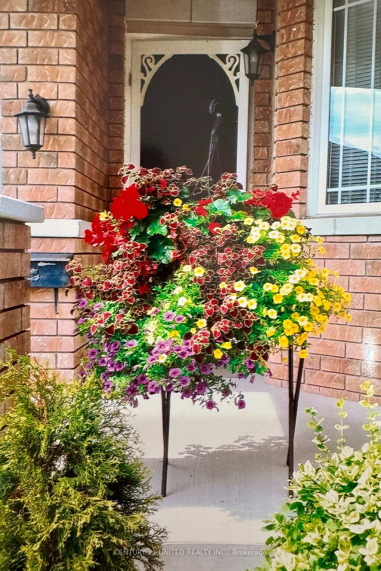 Photo 31 of 915 Ralphson Crescent, Peterborough, Otonabee Ward 1 — HOMEH
