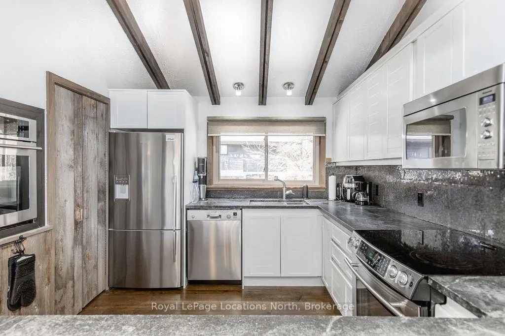 Photo 25 of 138 St Moritz Crescent, Blue Mountains — HOMEH