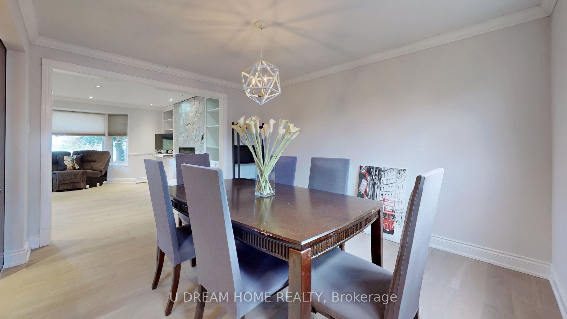Photo 33 of 85 Lake Drive E, Georgina, Historic Lakeshore Communities — HOMEH