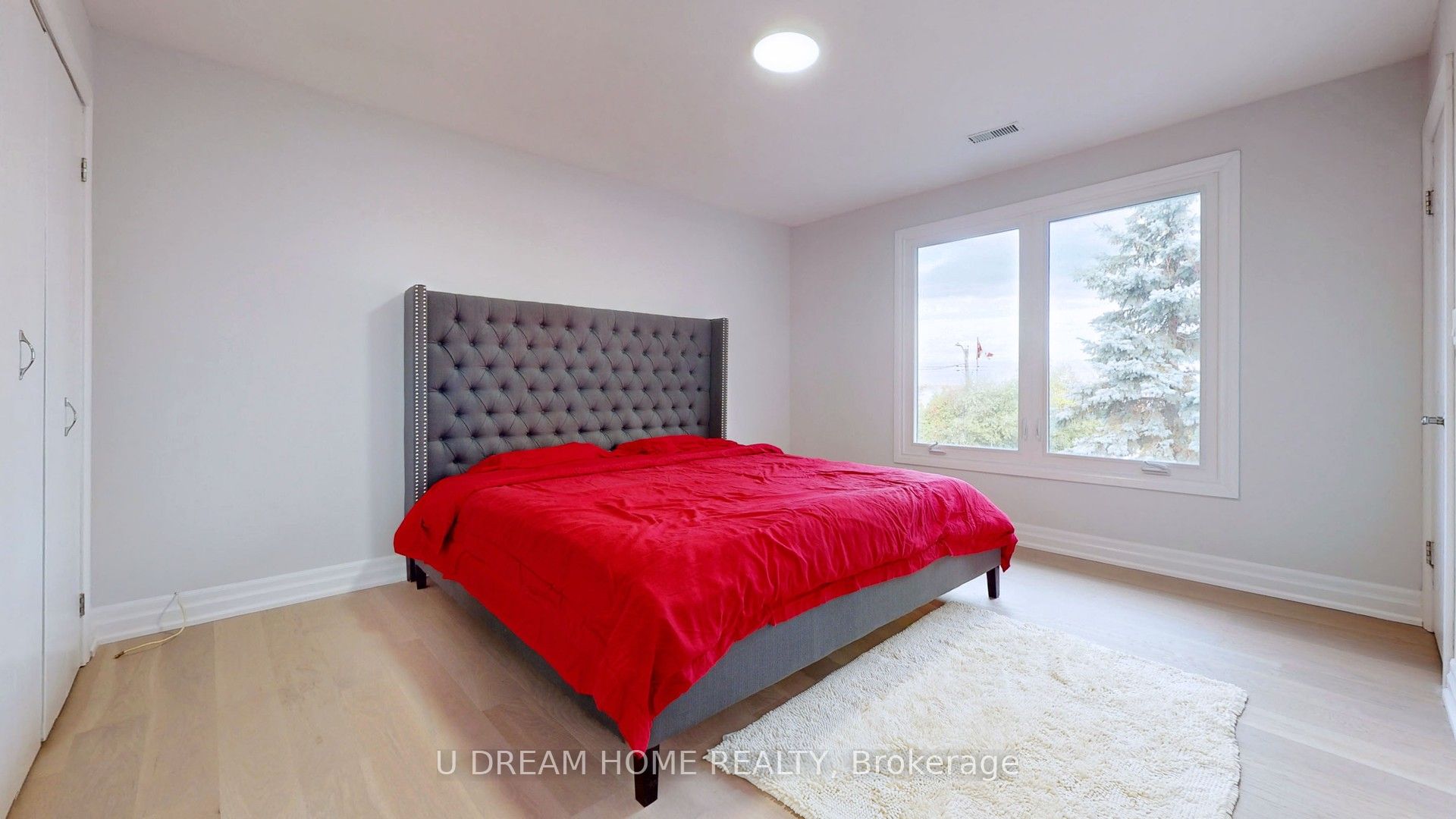 Photo 37 of 85 Lake Drive E, Georgina, Historic Lakeshore Communities — HOMEH
