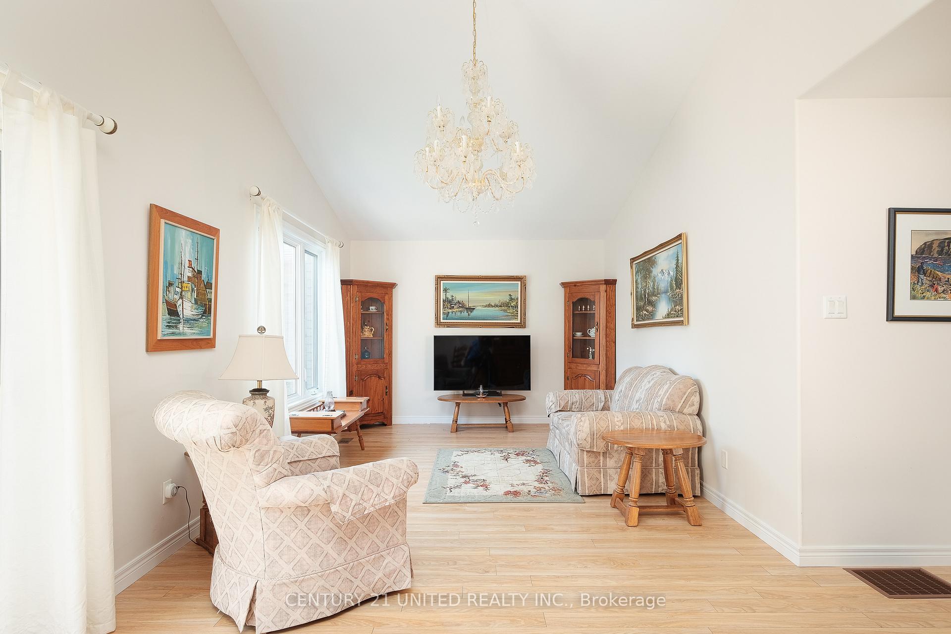 Photo 14 of 1538 Ireland Drive, Peterborough, Monaghan Ward 2 — HOMEH