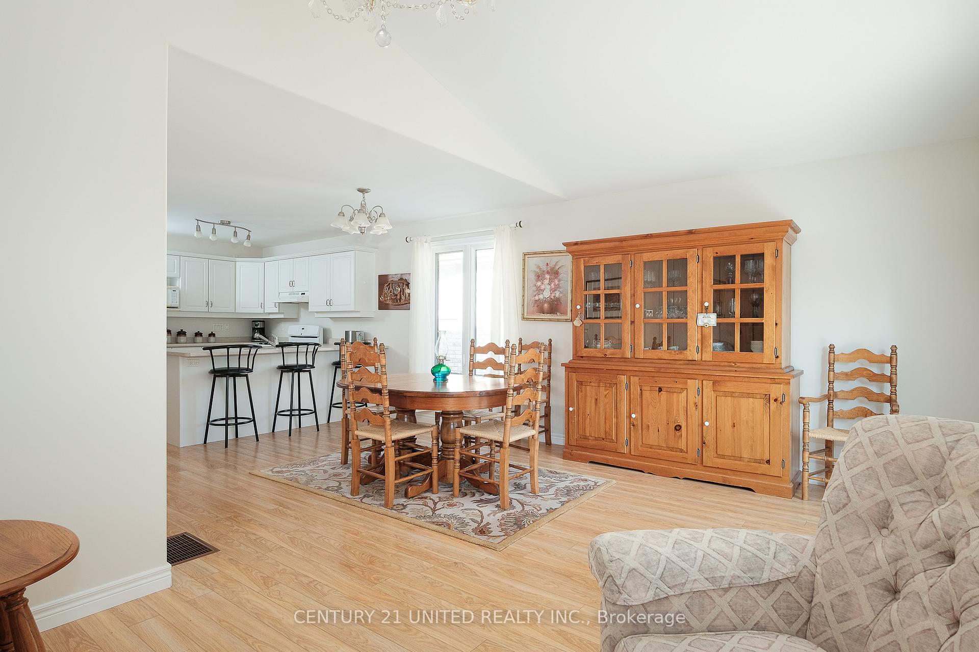 Photo 17 of 1538 Ireland Drive, Peterborough, Monaghan Ward 2 — HOMEH