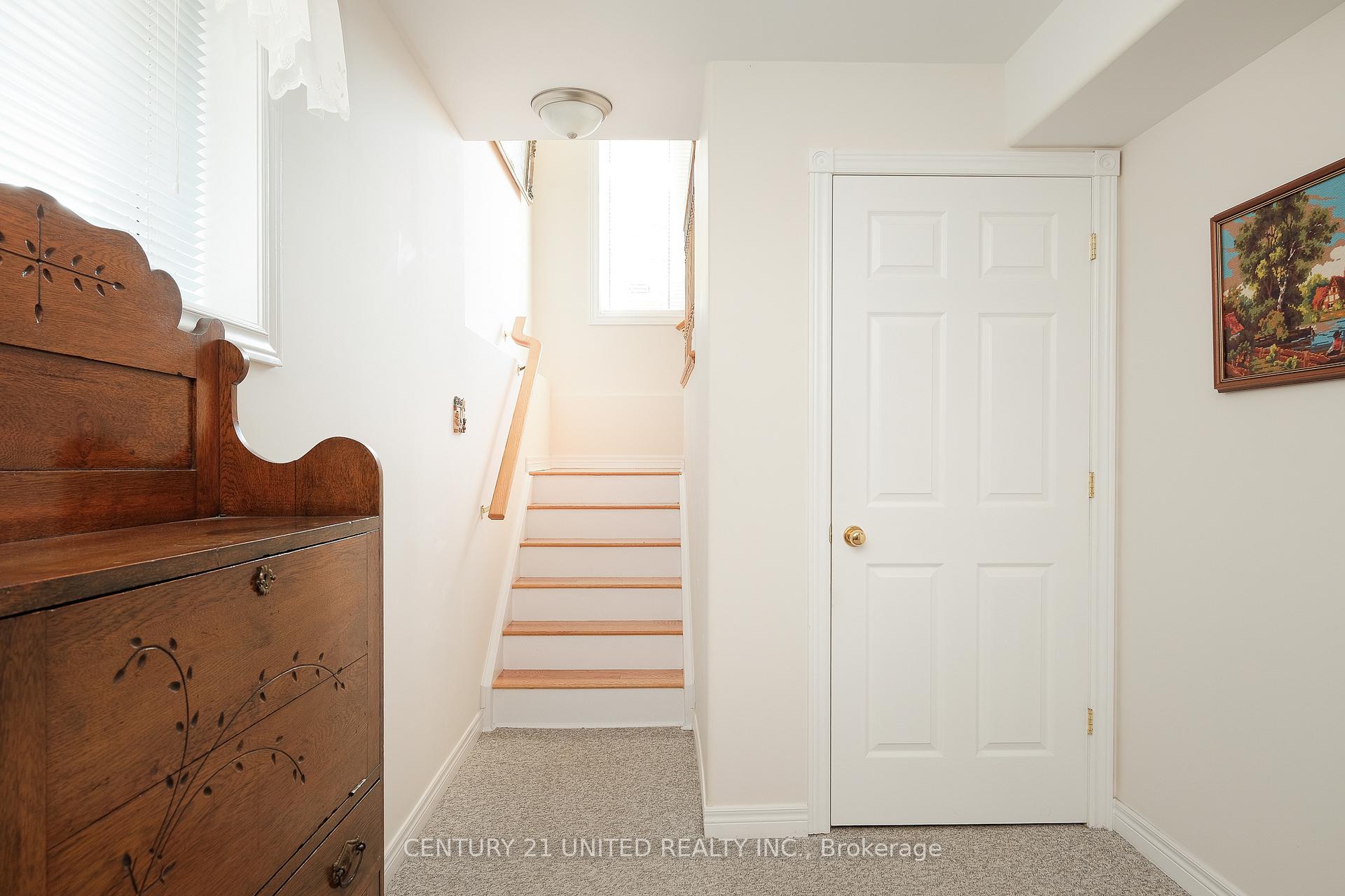 Photo 18 of 1538 Ireland Drive, Peterborough, Monaghan Ward 2 — HOMEH