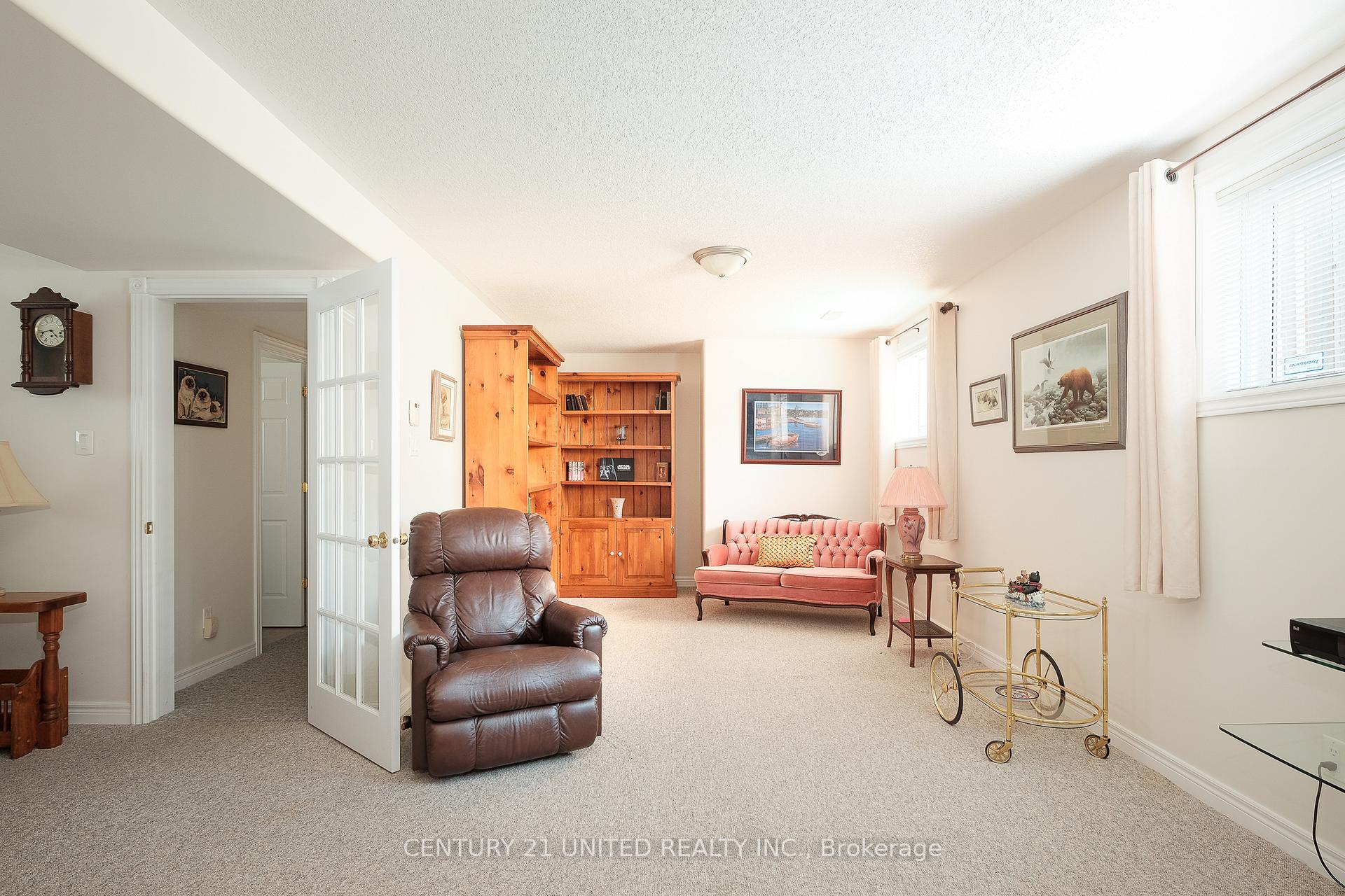 Photo 26 of 1538 Ireland Drive, Peterborough, Monaghan Ward 2 — HOMEH