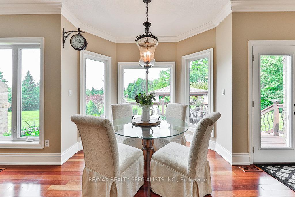 Photo 10 of 2115 Cunningham Court, Milton, Moffat — HOMEH