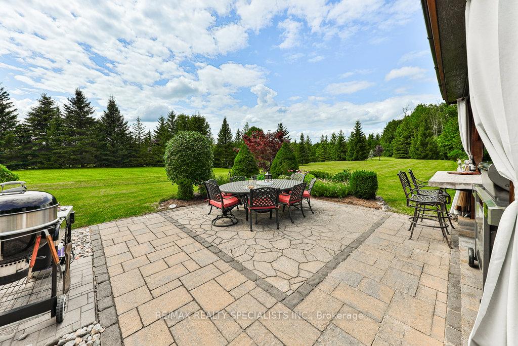 Photo 27 of 2115 Cunningham Court, Milton, Moffat — HOMEH