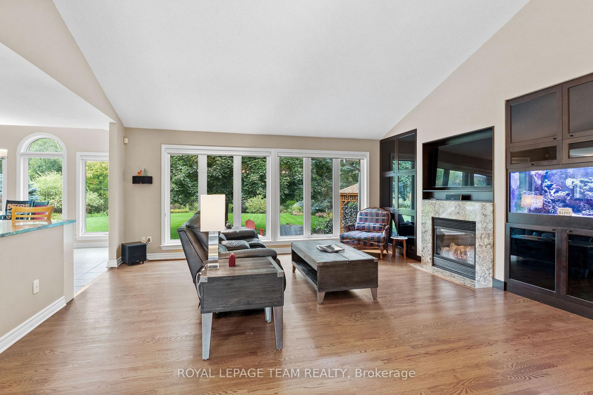 Photo 8 of 1338 Fox Valley Road, Ottawa, Greely — HOMEH
