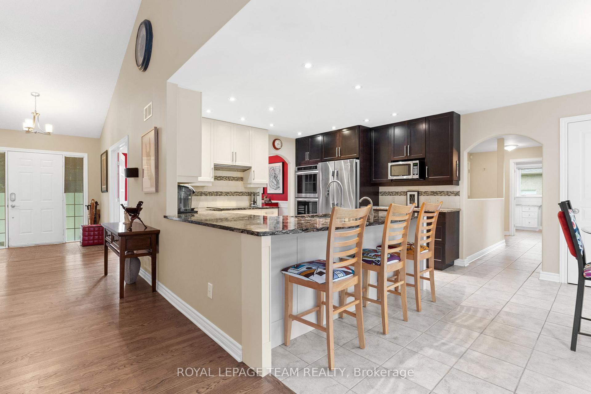 Photo 11 of 1338 Fox Valley Road, Ottawa, Greely — HOMEH
